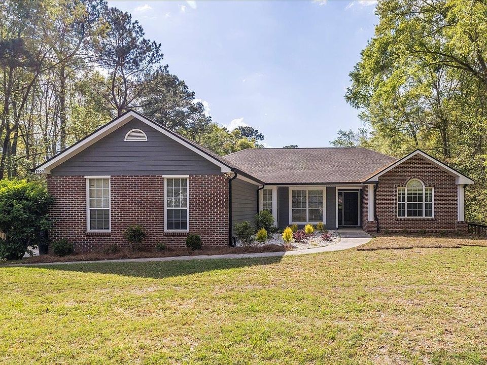 1st image of 7923 Reynolds Dr