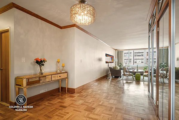 Sold by Coldwell Banker Warburg | media 19