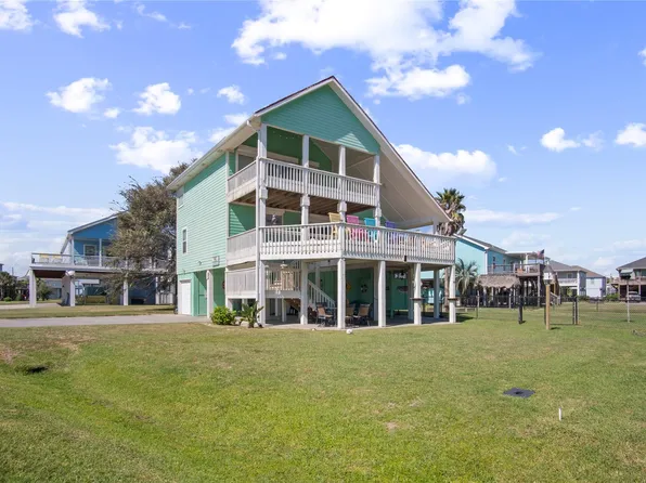 962 Raymond, Crystal Beach, TX 77650
