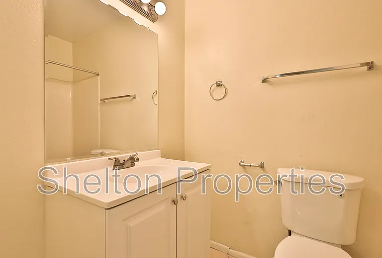 339 S Stapley Dr #105 — Photo 14