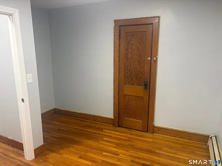 580 High St — Photo 11