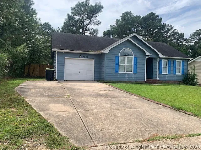 3 bed, 2.0 bath, 1079 sqft, $1,350 — Photo 2