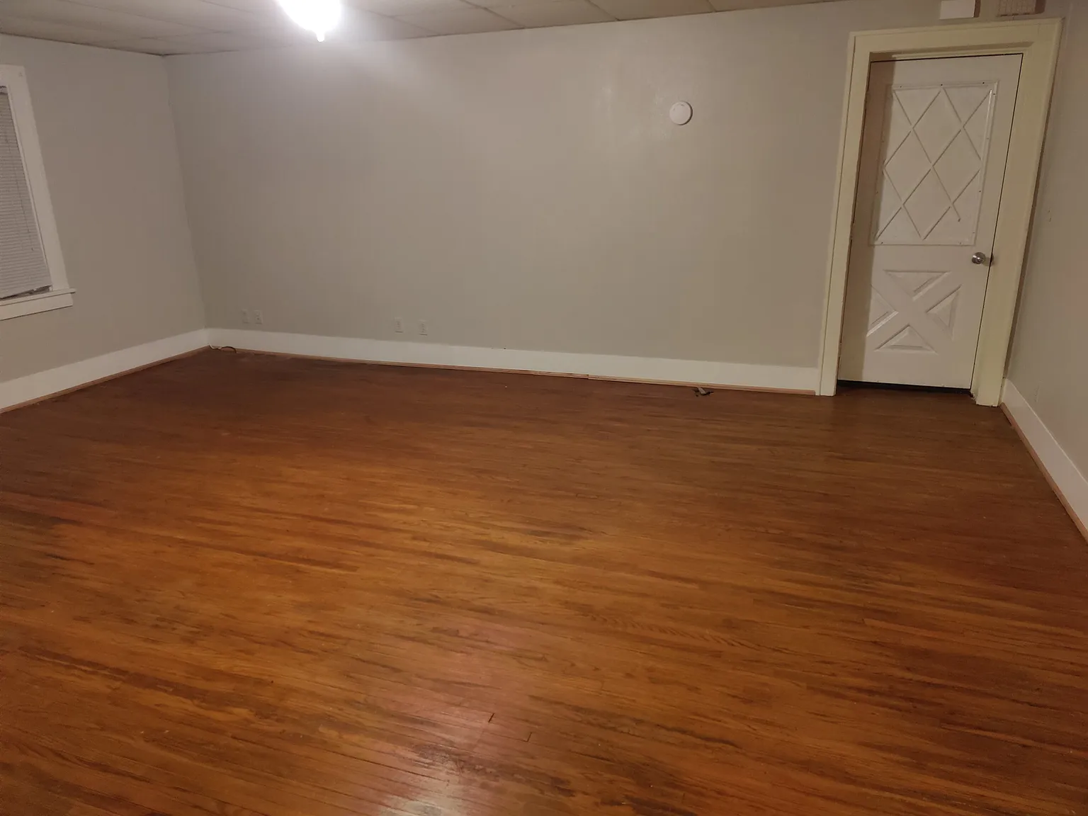 2 bed, 900 sqft, $950 — Photo 3
