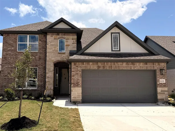 6228 Greenville Dr, College Station, TX 77845