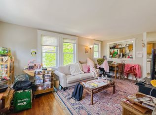 21 Town Hill St #2, Quincy, MA 02169