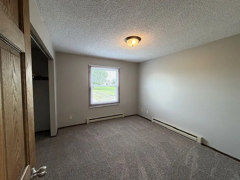 1212 Meridian Heights Dr — Photo 7