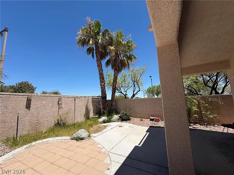 10644 Austin Bluffs Ave — Photo 17