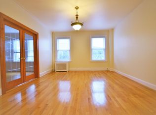 1024 Clarence Ave APT 1, Bronx, NY 10465