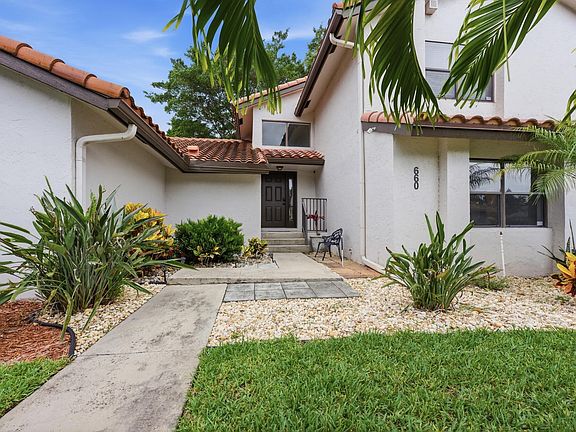 5th image of 660 Deer Creek Edgewater Drive