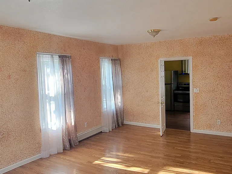 14 Myrtle St #2 — Photo 6