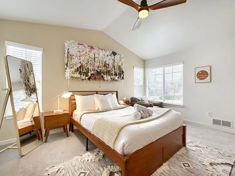 2480 Concord Cir — Photo 15