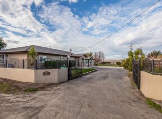 930 Wright Rd, Hollister, CA 95023