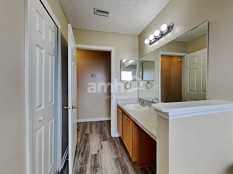 2793 Crumplehorn Ln — Photo 16