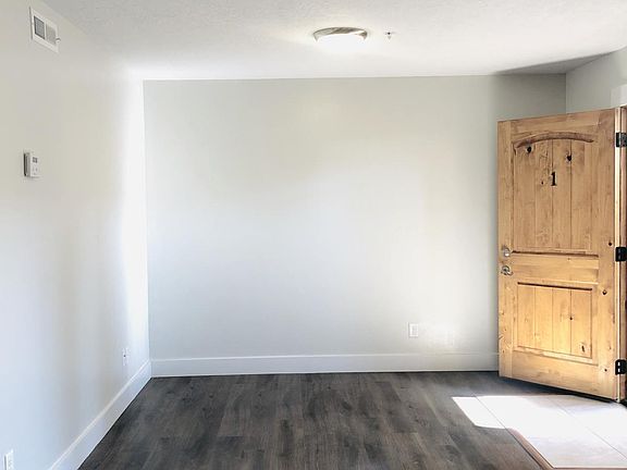 3rd image of 1416 E 17th St #2