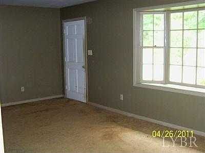 1st image of 221 Browns Dr