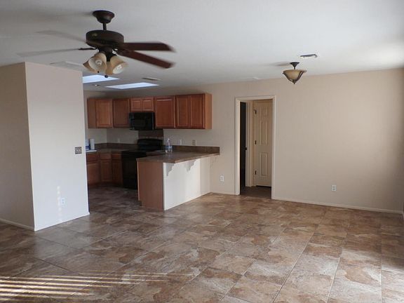 4th image of 3555 Wayward Wind Dr