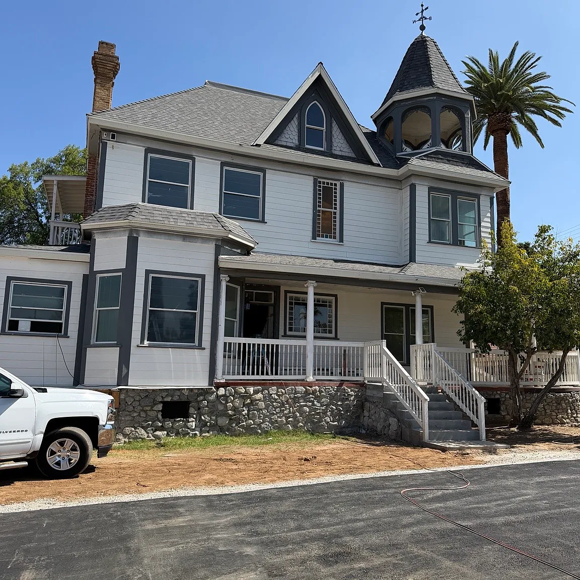 1 bed, $2,000 — Photo 1