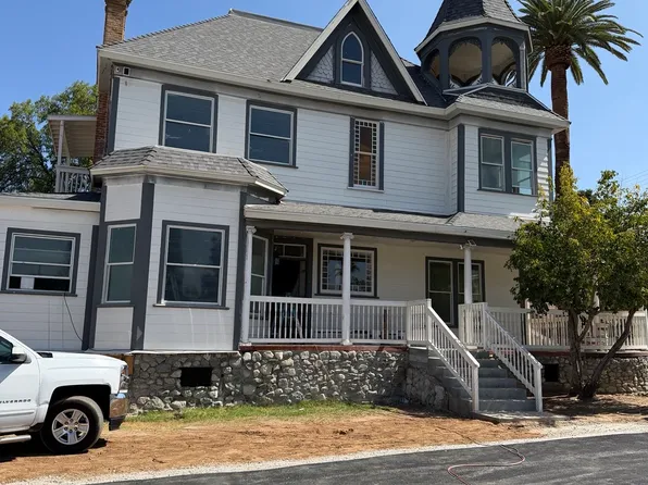 1118 W Palm Ave, Redlands, CA