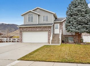 1520 N 550 W, West Bountiful, UT 84087