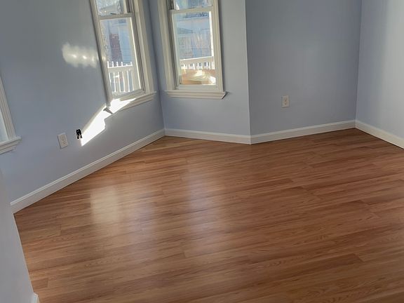 2nd image of 94 Beacon Hill Ave Floor 1