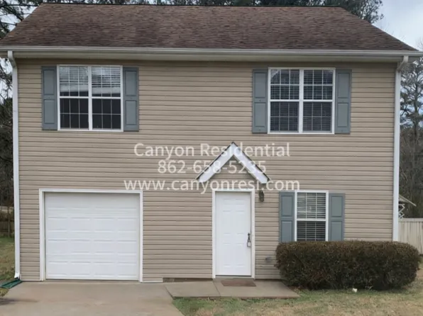 125 Bay Court Dr, Stockbridge, GA 30281