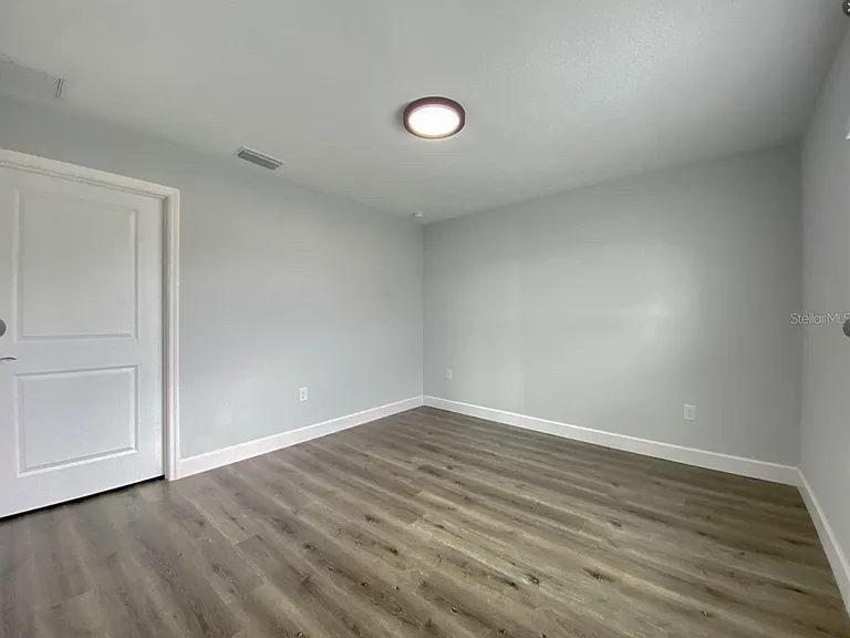 9327 Agate St — Photo 7
