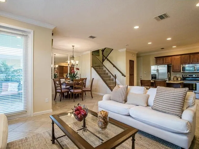 1485 NW 48th Dr — Photo 3