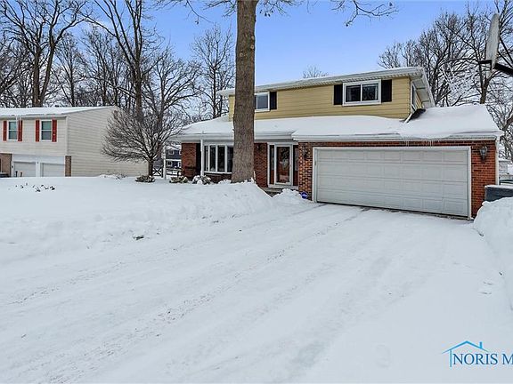 4th image of 410 Edgewood Dr