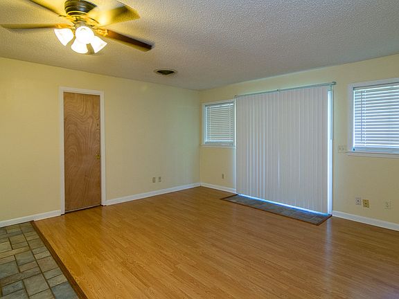 5th image of 9455 Kroetz Dr