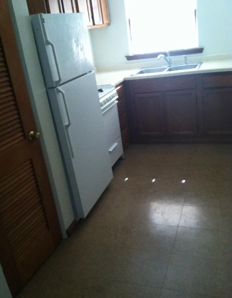 2 bed, 875 sqft, $600 — Photo 3