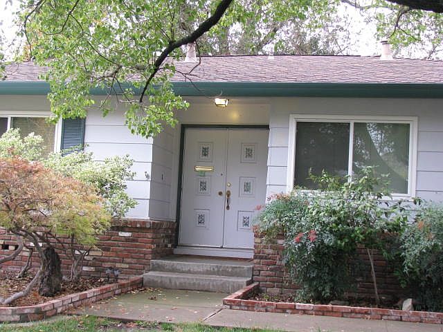 Front Door 5616 White Fir