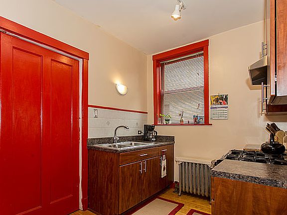 3rd image of 7725 N Ashland Ave #2