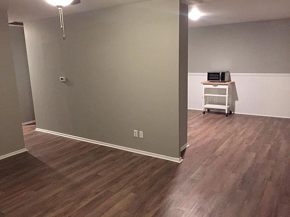 5th image of 60 Bryn Mawr Ct