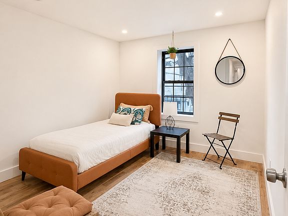 5th image of 22 Patchen Ave #1