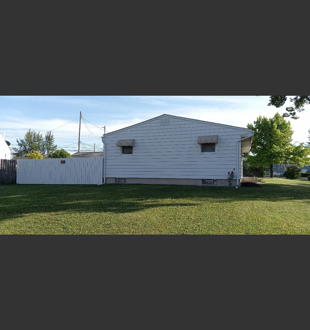 4 bed, 897 sqft, $2,200 — Photo 1