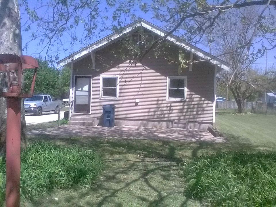 2nd image of 901 Bloomville Rd #901