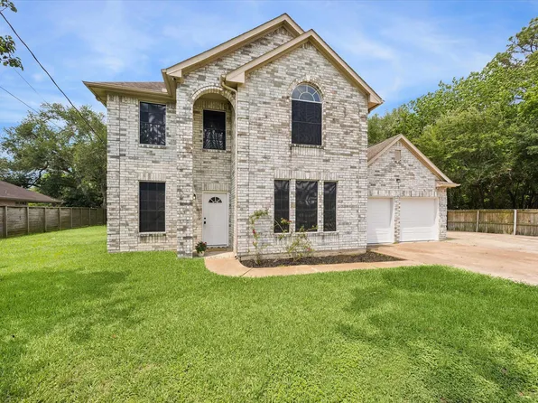 10502 Ballantine St, Houston, TX 77075