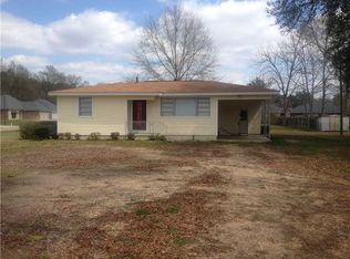 17430 Milan Dr, Hammond, LA 70403
