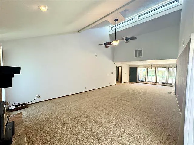 2901 Old Mallard Rd — Photo 7