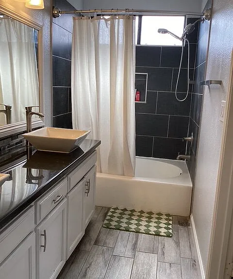 3129 Golfwood Ct — Photo 32