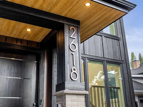 2nd image of 2618 W 26th St SW