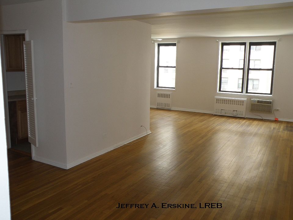 2nd image of 201 E 15th St APT 6E