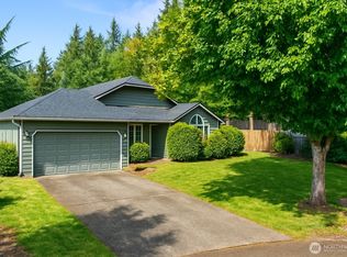 1618 Mapleridge Dr NE, Olympia, WA 98506