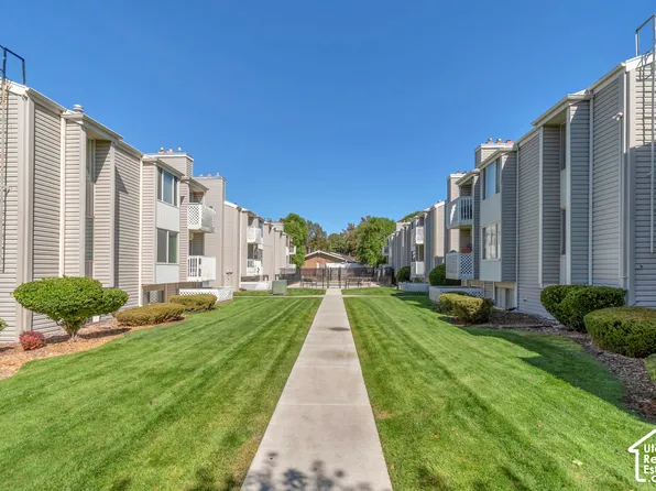 875 E Arrowhead Ln Unit 13, Murray, UT 84107
