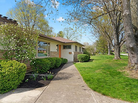 4th image of 3885 Overdale Dr