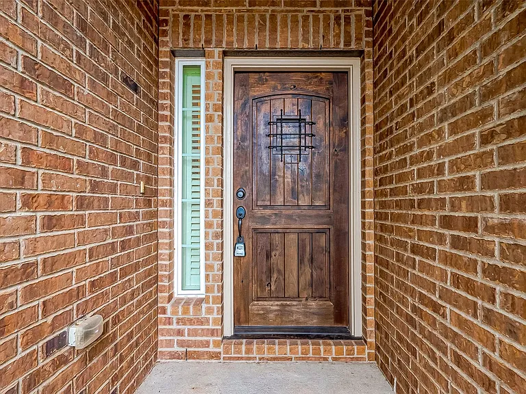 1611 Ralston Branch Way — Photo 3
