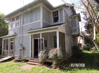 319 4th St, Chickasaw, AL 36611