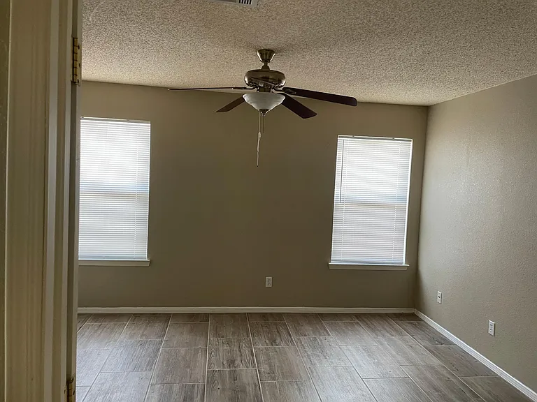 12133 Desert Quail Ave — Photo 6