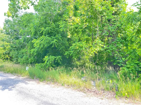 1873 Plimpton Ave, Benton Harbor, MI 49022