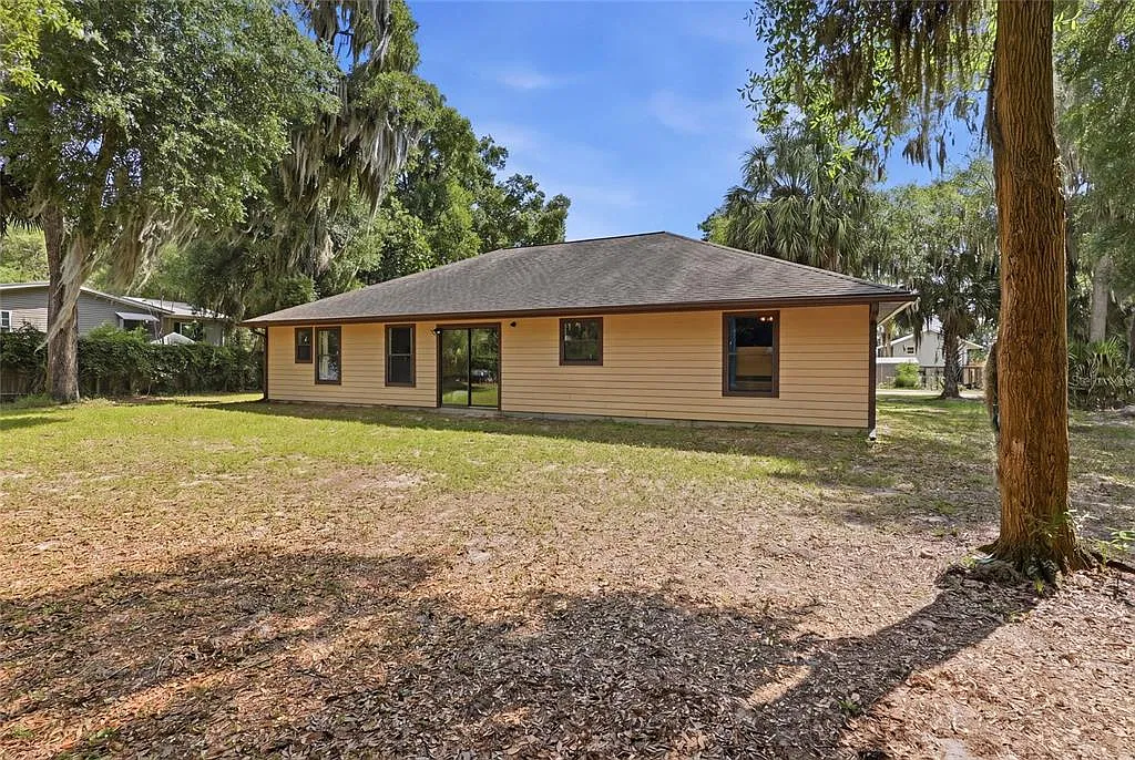 3 bed, 2.0 bath, 1632 sqft, $1,500 — Photo 4